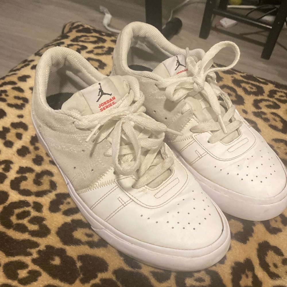 Jordan series baseball sneakers